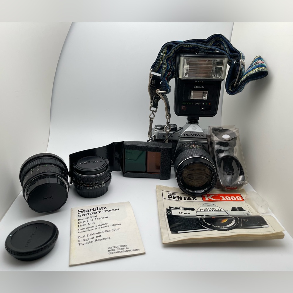 “LOT” ASAHI PENTAX K1000 SE 50mm Film Camera w 3 Lenses /bag/manuals Etc